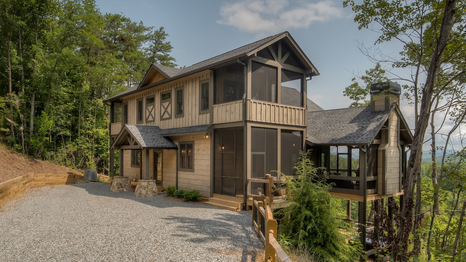 Five Star Lodge  Cabin Rental