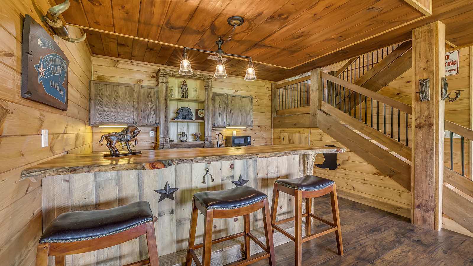 Shooting Star Lodge Rental Cabin - Blue Ridge, GA